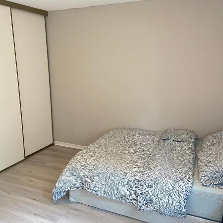 41 Huntsmill Blvd Leilighet Toronto Eksteriør bilde