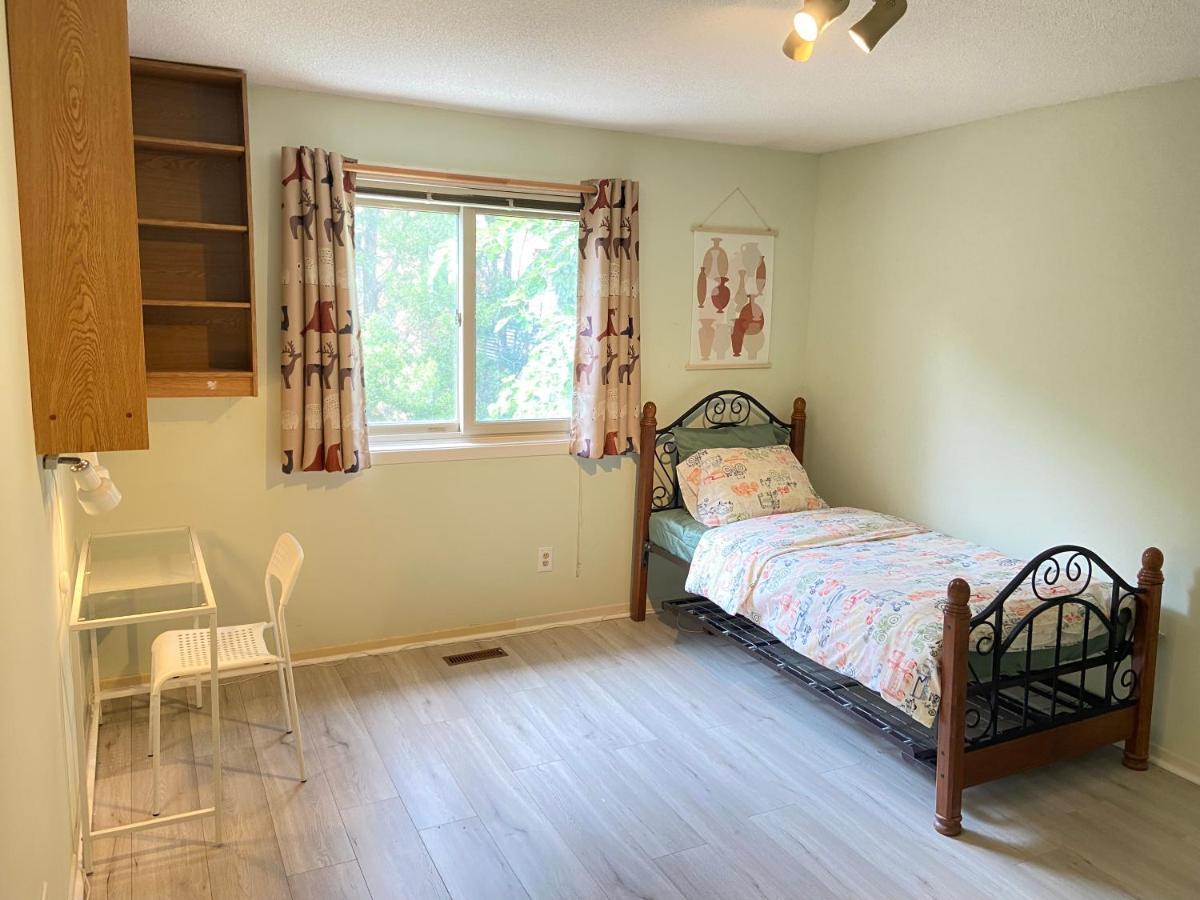 41 Huntsmill Blvd Leilighet Toronto Eksteriør bilde