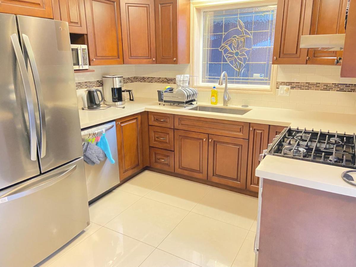 41 Huntsmill Blvd Leilighet Toronto Eksteriør bilde